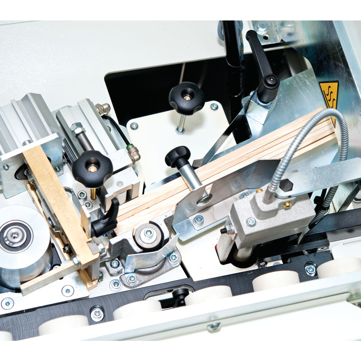 Holzkraft_Streifenkantenmagazin Holzkraft_Streifenkantenmagazin_