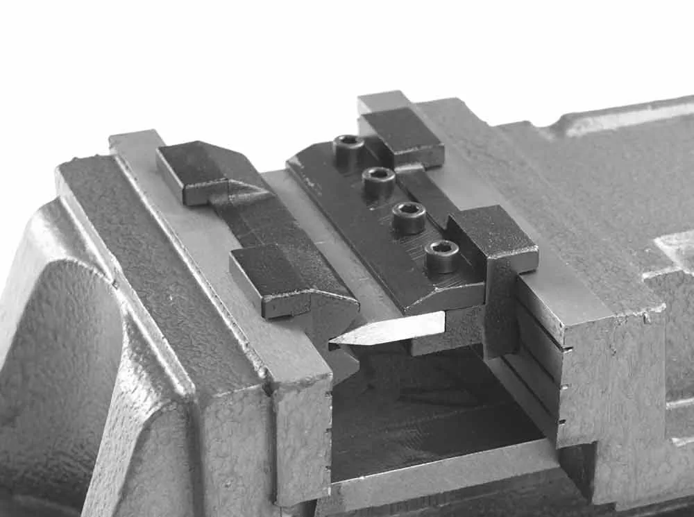 Holzmann Magnetische Schraubstock-Abkantbacken WBS125AKM -2