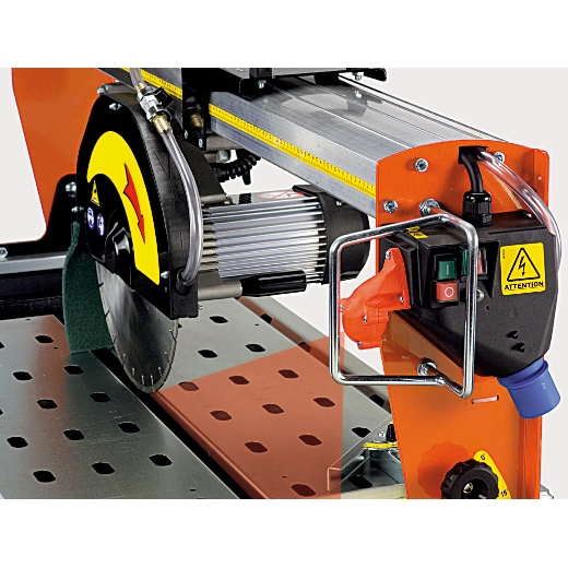 Elmag Laserschnittanzeige -1