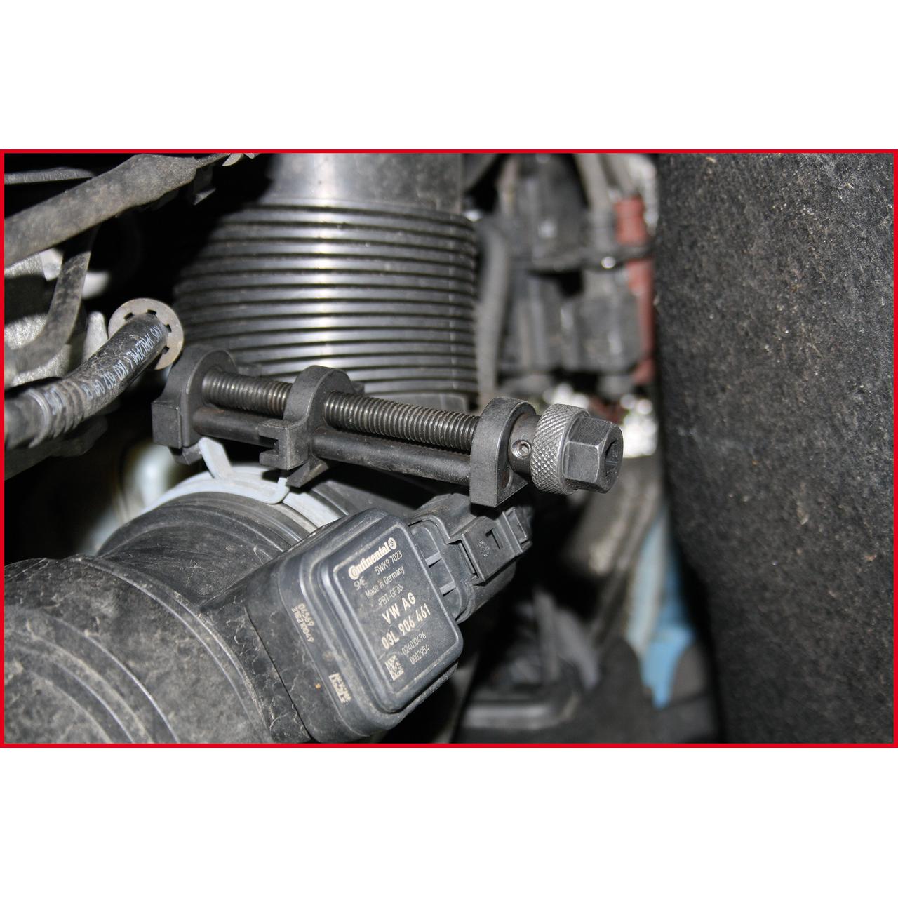 KS Tools Schlauchschellen-Spanner Ø 6 - 40 mm-2 Foto Anwendung Allgemein PKW